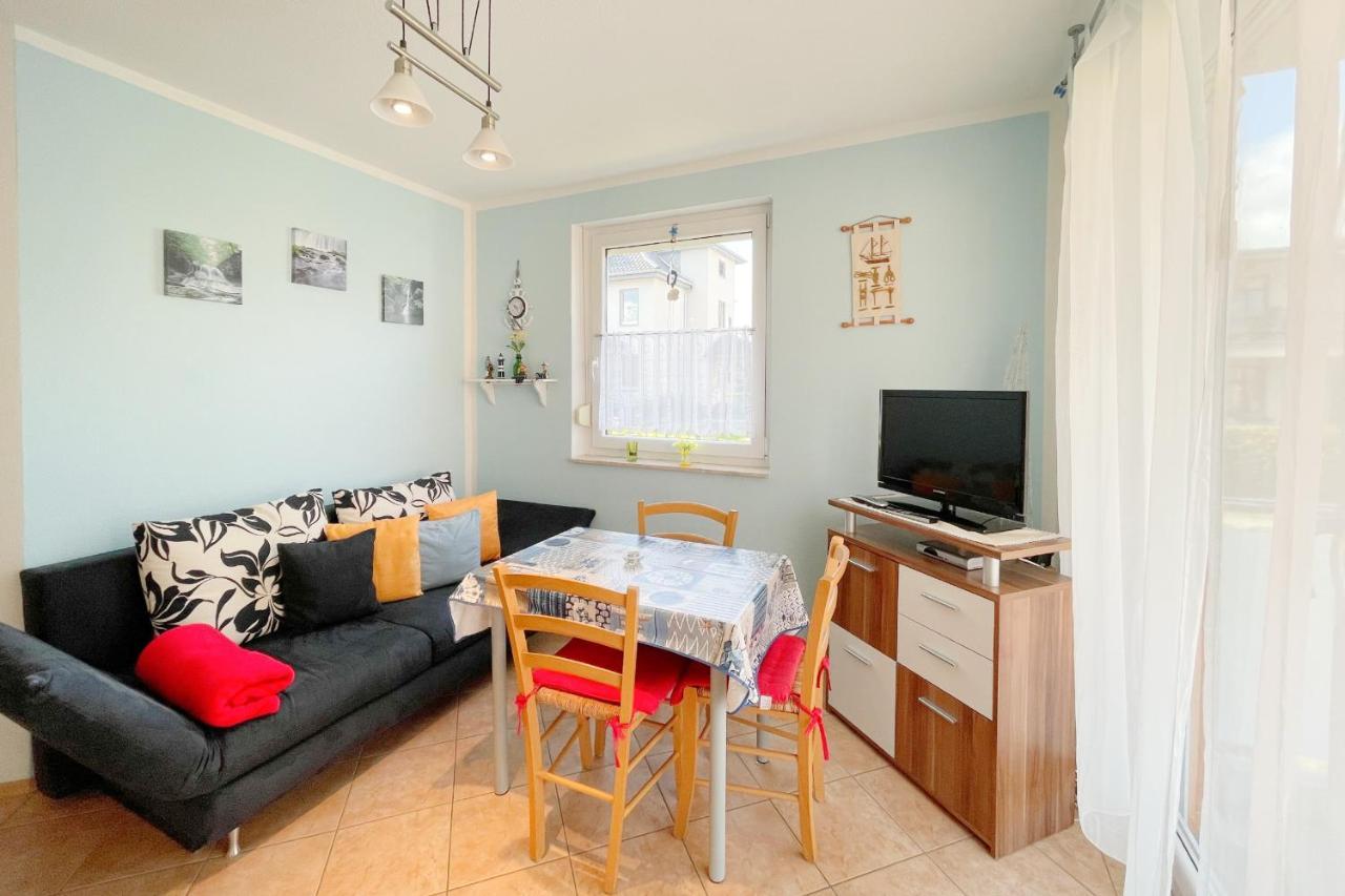 Waldstrasse 8A Ferienwohnung Richter ユッケリッツ エクステリア 写真